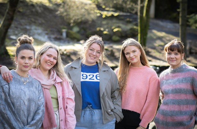 „Á bak við tjöldin“  - sögur úr skapandi greinum