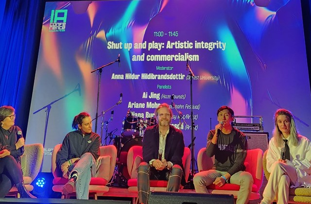 Iceland Airwaves: Pallborð um togstreitu listræns frelsis og viðskiptahagsmuna